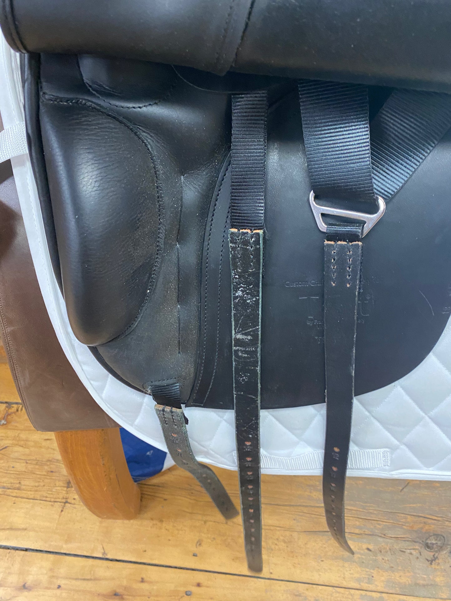 Täkt TSD-37 Dressage Saddle 18" MFW+