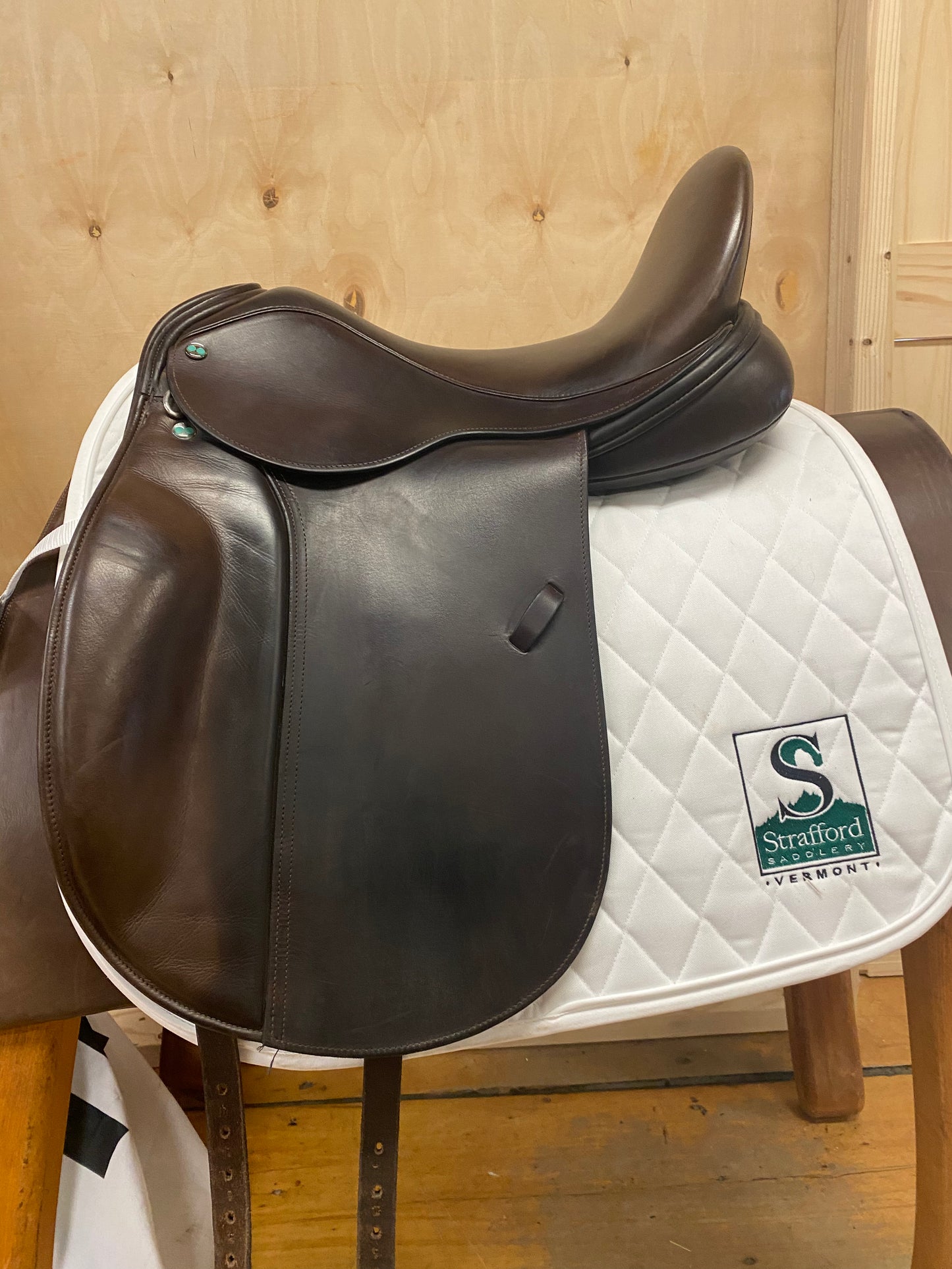 Täkt TSD-37 Dressage Saddle 17.5 MW- Brown