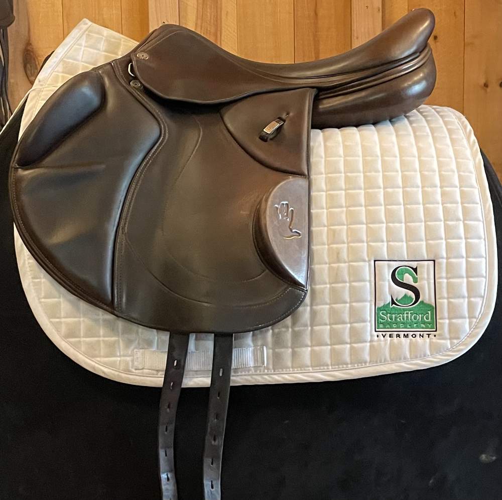 Equipe EK-Class Jump Saddle-+1.5w +1p-17.5"-Brown