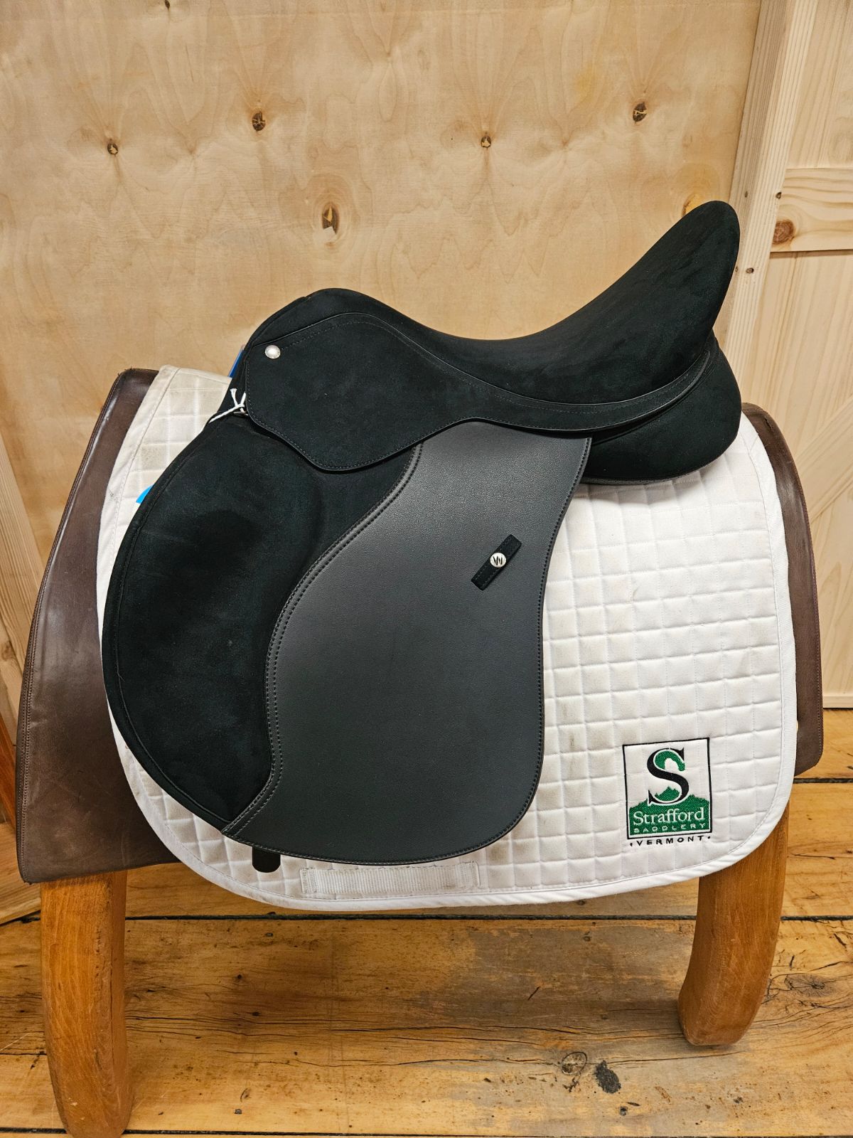 Wintec 2000 All Purpose Saddle-Black-16.5"