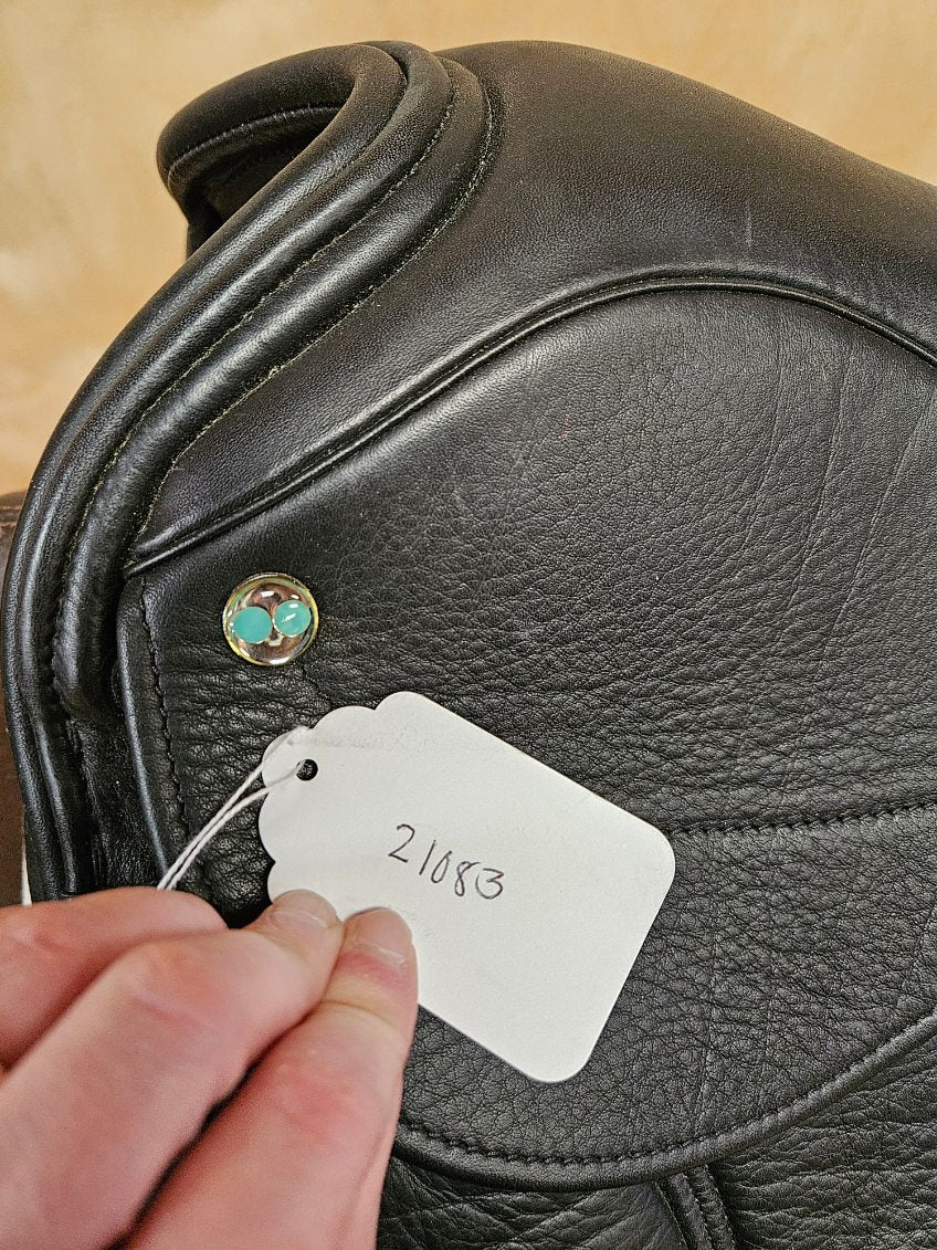 Täkt TSD-37 Dressage Saddle 18" MFW+